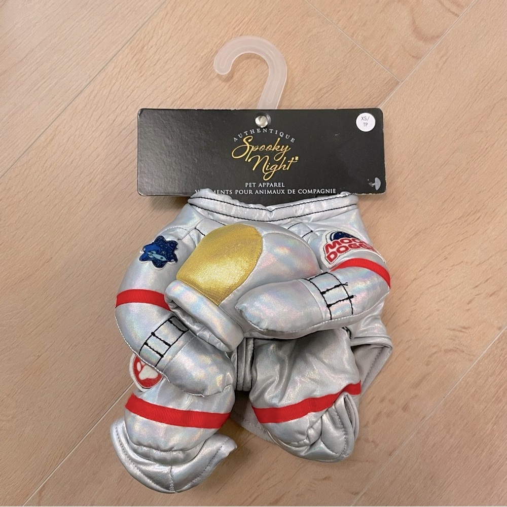 NWT Dog Silver Astronaut Pet Costume